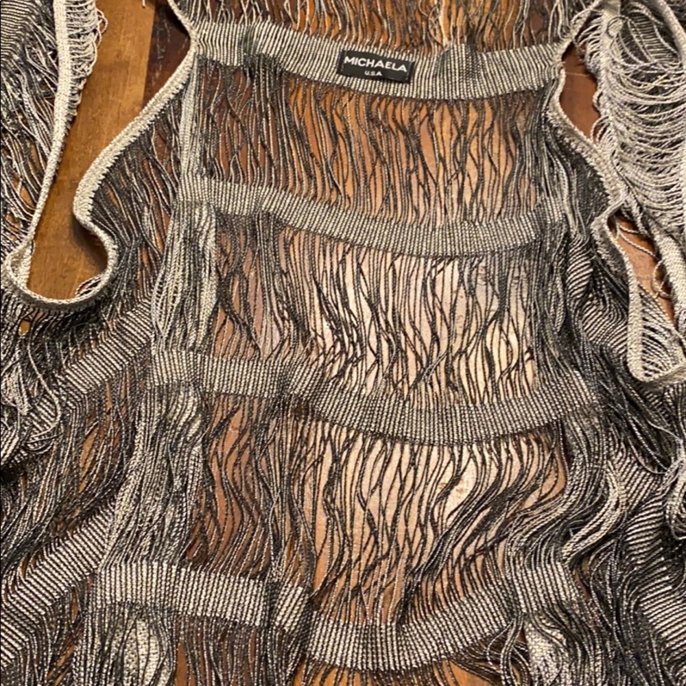 Cover up Shawl - Picture 4 of 4